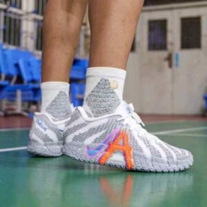 JAMORANT 3 BASKETBALL SHOES