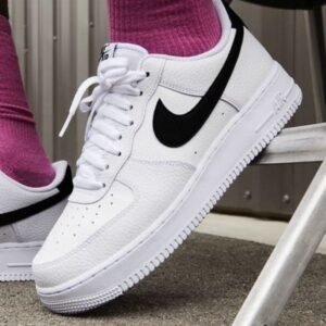 Nike Airforce 1 Low White Black Swoosh